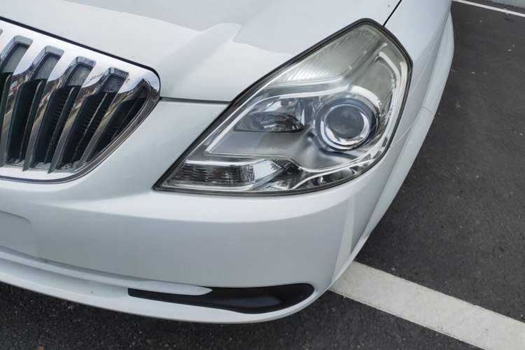 Used Buick Excelle 2015 1.5L Manual Classic Trim Left Front Headlight
