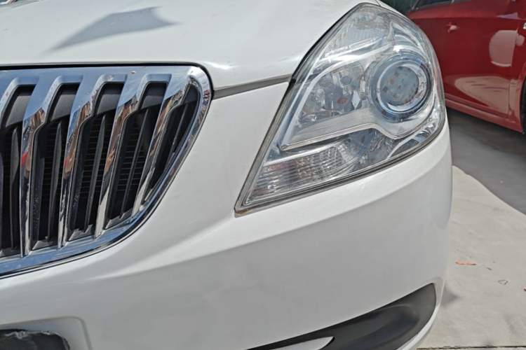 Used Buick Excelle 2015 1.5L Automatic Luxury Edition Left Front Headlight