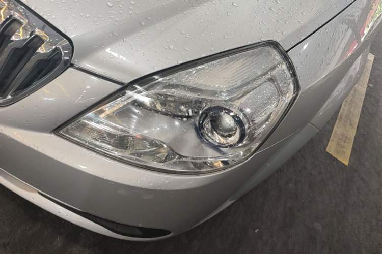 Used Buick Excelle 2015 1.5L Automatic Classic Model Left Front Headlight