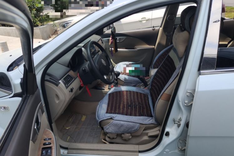 Used Buick Excelle 2015 1.5L Manual Classic Trim Left Front Seat