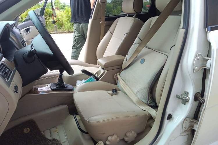 Used Buick Excelle 2015 1.5L Manual Classic Trim Left Front Seat