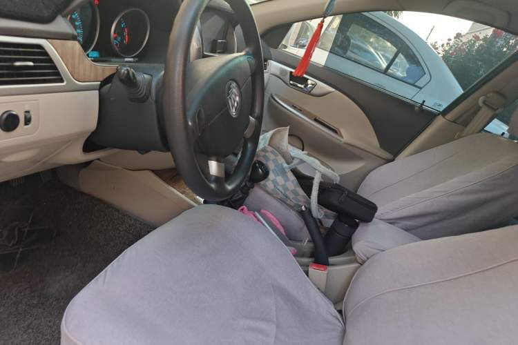 Used Buick Excelle 2015 1.5L Manual Classic Trim Left Front Seat