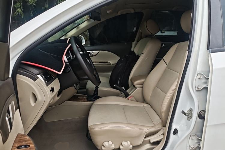 Used Buick Excelle 2015 1.5L Manual Classic Trim Left Front Seat