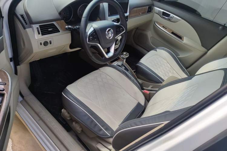 Used Buick Excelle 2015 1.5L Automatic Classic Model Left Front Seat
