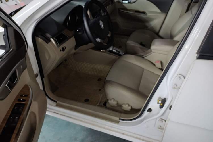 Used Buick Excelle 2015 1.5L Automatic Classic Model Left Front Seat