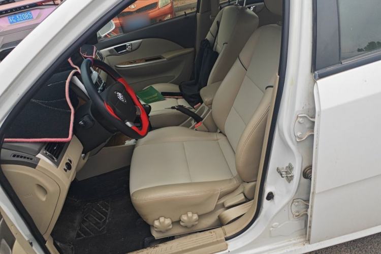 Used Buick Excelle 2015 1.5L Manual Classic Trim Left Front Seat
