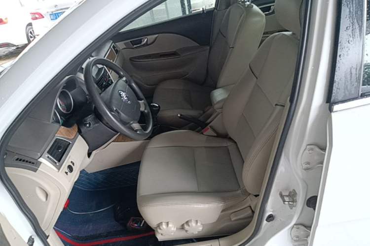 Used Buick Excelle 2015 1.5L Manual Classic Trim Left Front Seat