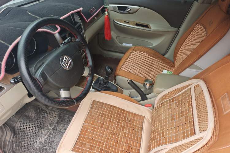 Used Buick Excelle 2015 1.5L Manual Classic Trim Left Front Seat