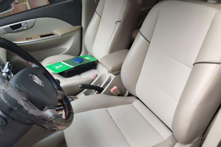 Used Buick Excelle 2015 1.5L Manual Classic Trim Left Front Seat