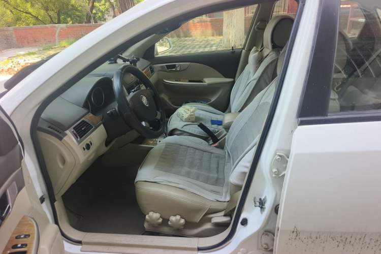 Used Buick Excelle 2015 1.5L Automatic Classic Model Left Front Seat