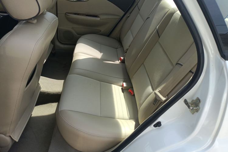 Used Buick Excelle 2015 1.5L Automatic Classic Model Left Rear Seat