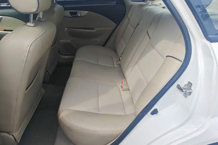 Used Buick Excelle 2015 1.5L Automatic Classic Model Left Rear Seat