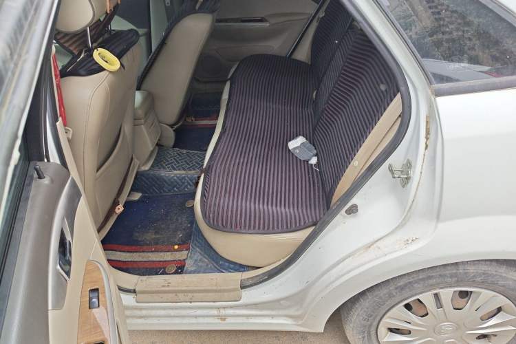Used Buick Excelle 2015 1.5L Manual Classic Trim Left Rear Seat