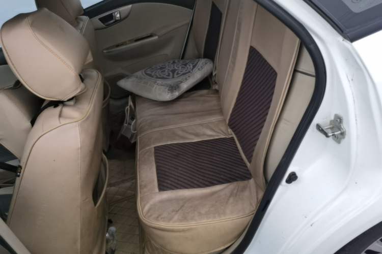 Used Buick Excelle 2015 1.5L Manual Luxury Model Left Rear Seat
