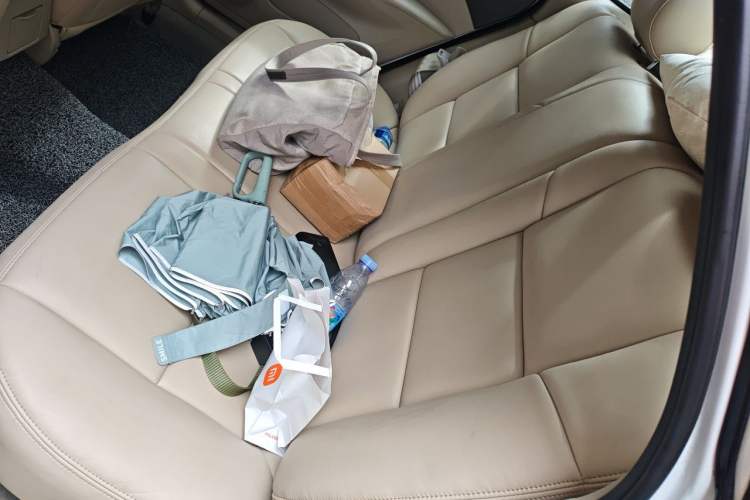Used Buick Excelle 2015 1.5L Automatic Classic Model Left Rear Seat