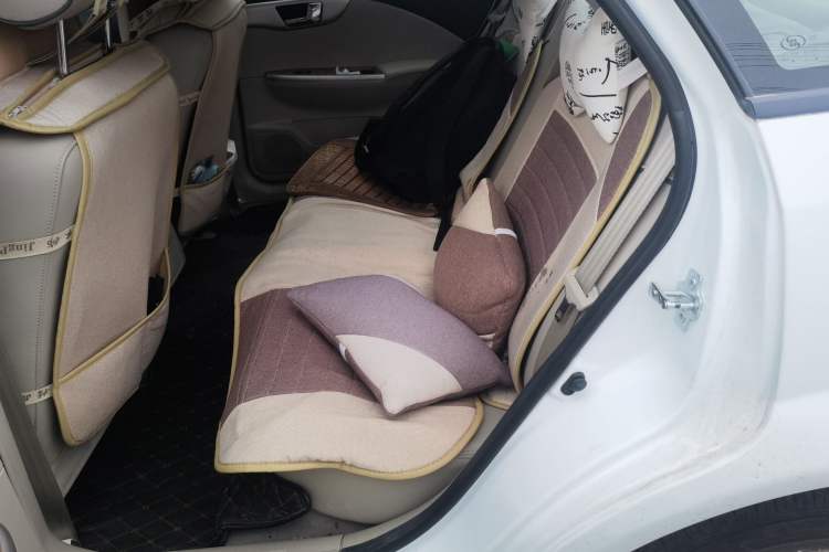 Used Buick Excelle 2015 1.5L Automatic Classic Model Left Rear Seat