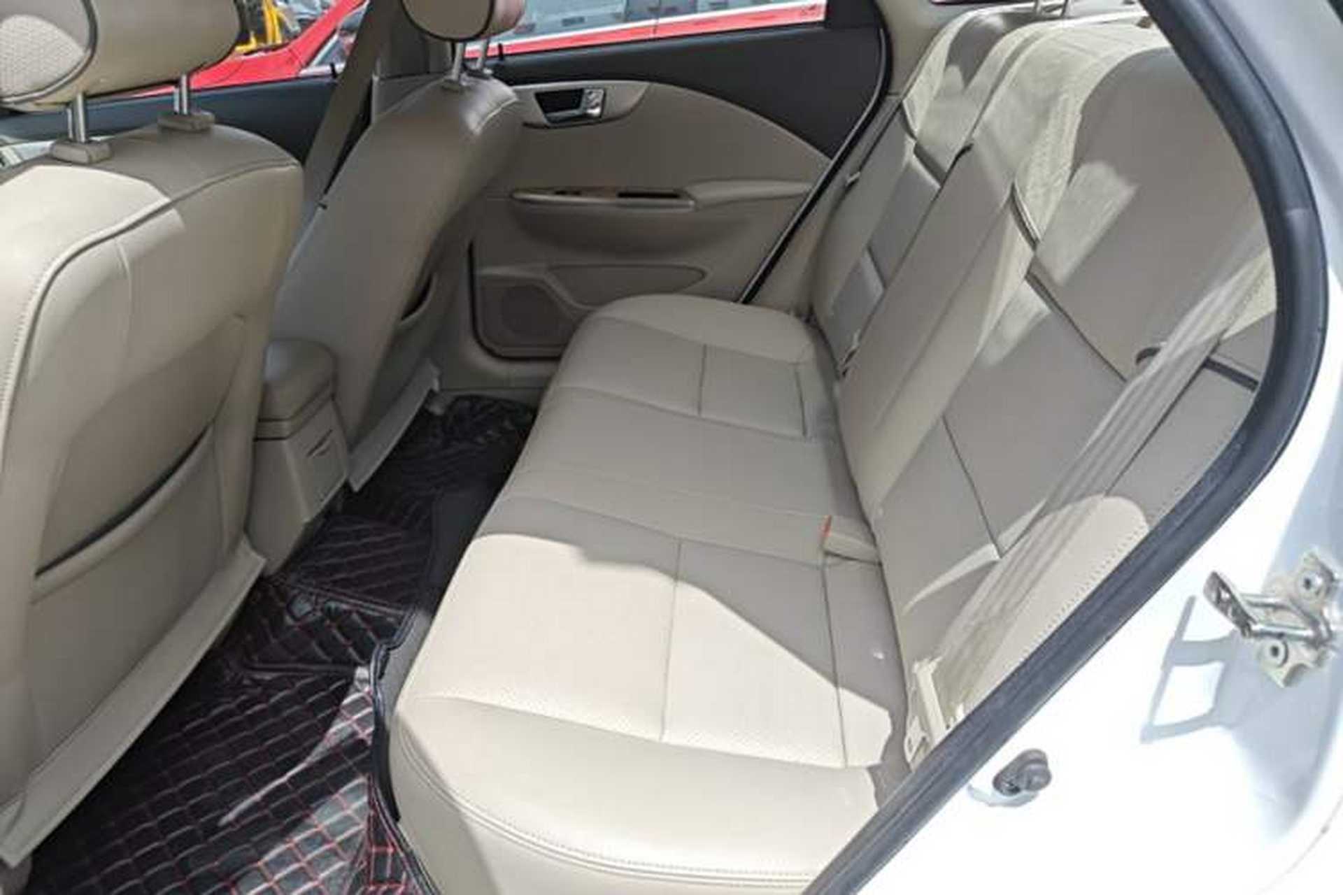 Used Buick Excelle 2015 1.5L Automatic Luxury Edition Left Rear Seat