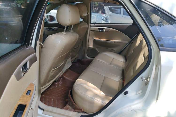 Used Buick Excelle 2015 1.5L Manual Classic Trim Left Rear Seat