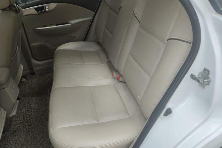 Used Buick Excelle 2015 1.5L Automatic Luxury Edition Left Rear Seat