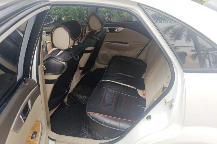 Used Buick Excelle 2015 1.5L Automatic Classic Model Left Rear Seat