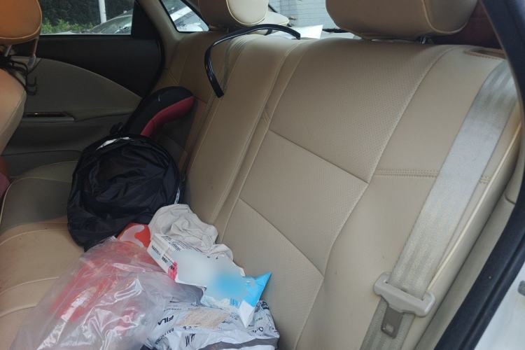 Used Buick Excelle 2015 1.5L Automatic Classic Model Left Rear Seat