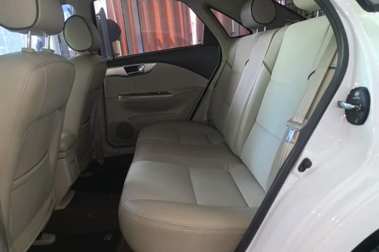 Used Buick Excelle 2015 1.5L Automatic Classic Model Left Rear Seat