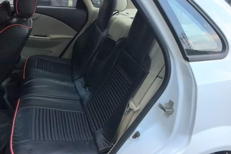 Used Buick Excelle 2015 1.5L Automatic Classic Model Left Rear Seat