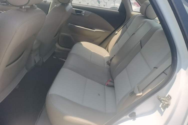 Used Buick Excelle 2015 1.5L Automatic Classic Model Left Rear Seat