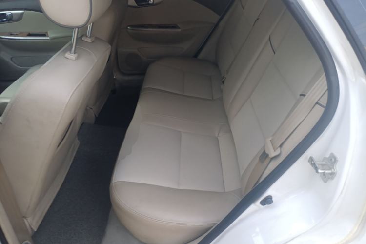 Used Buick Excelle 2015 1.5L Automatic Classic Model Left Rear Seat