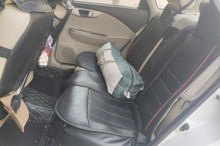 Used Buick Excelle 2015 1.5L Automatic Classic Model Left Rear Seat