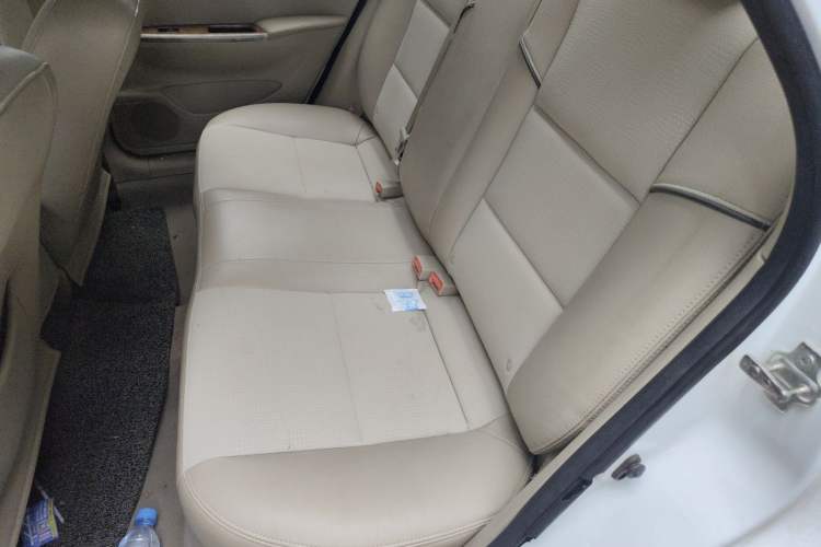 Used Buick Excelle 2015 1.5L Automatic Classic Model Left Rear Seat
