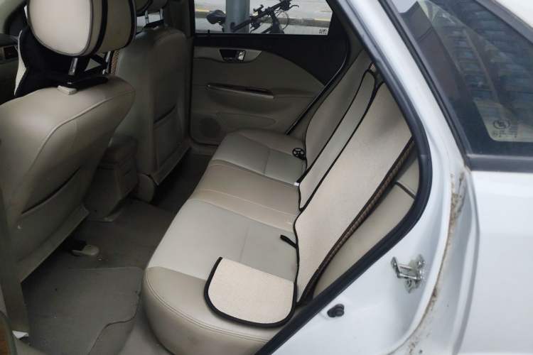 Used Buick Excelle 2015 1.5L Automatic Classic Model Left Rear Seat