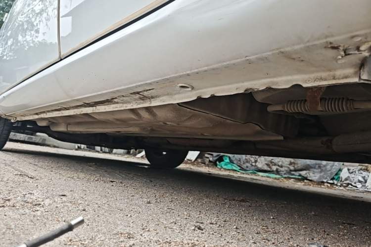 Used Buick Excelle 2015 1.5L Manual Classic Trim Left Side Sill