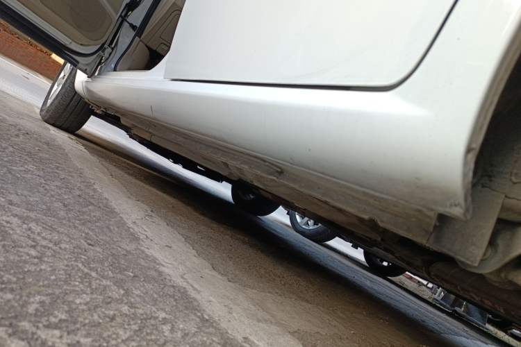 Used Buick Excelle 2015 1.5L Automatic Classic Model Left Side Sill