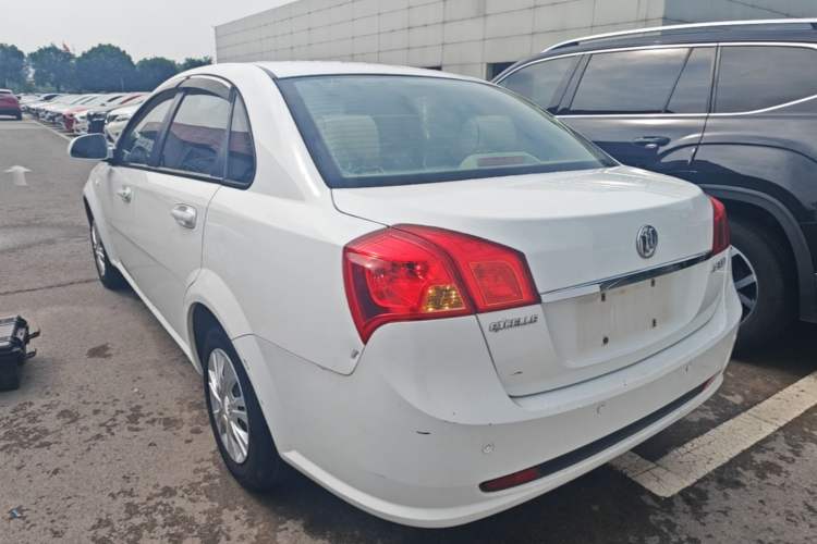 Used Buick Excelle 2015 1.5L Automatic Classic Model Rear Left 45 Deg