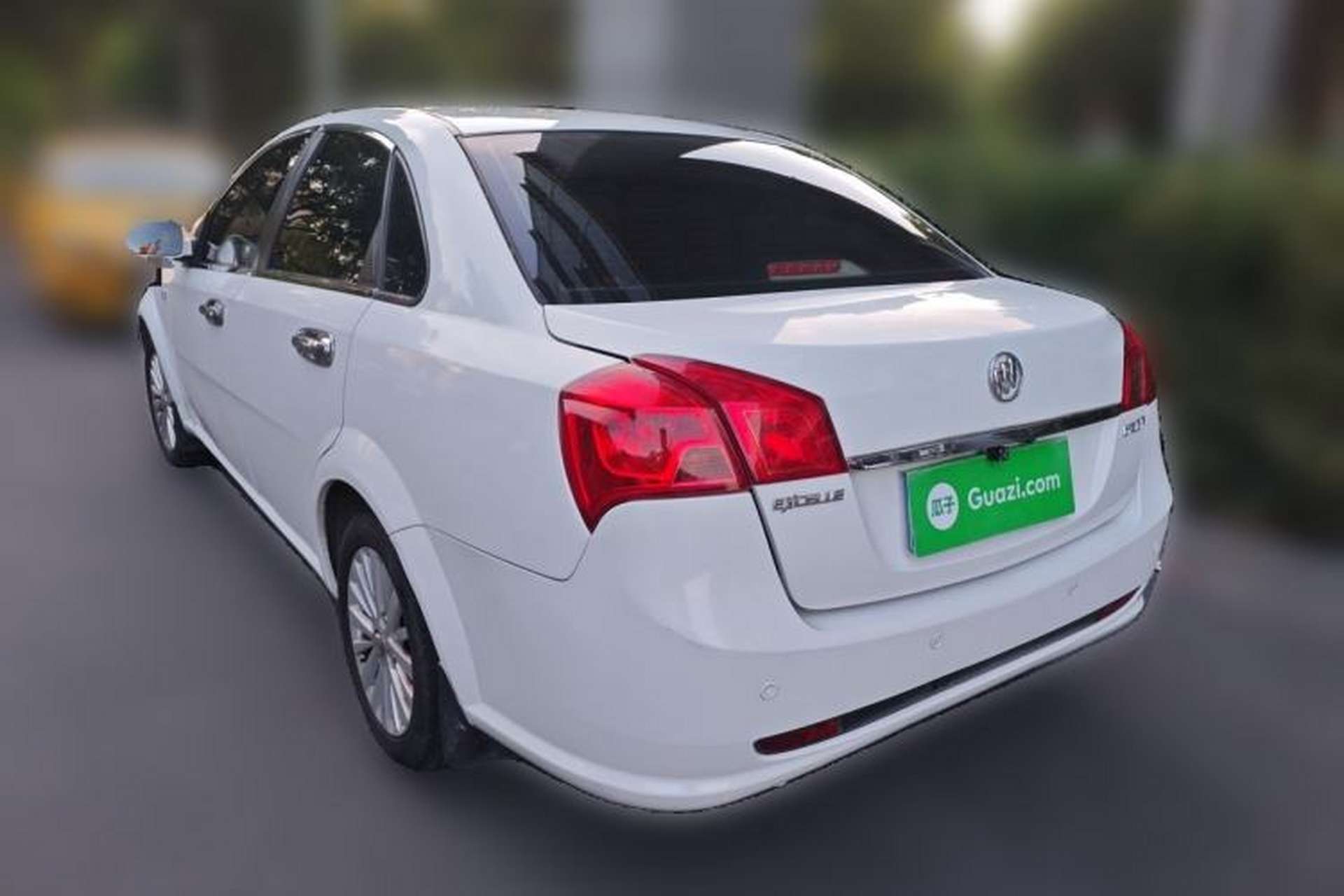 Used Buick Excelle 2015 1.5L Automatic Luxury Edition Rear Left 45 Deg