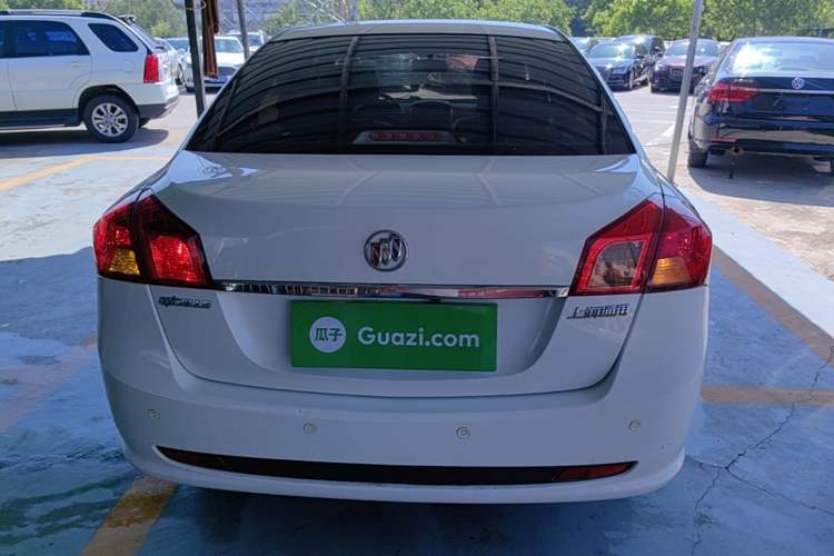 Used Buick Excelle 2015 1.5L Manual Classic Trim Rear