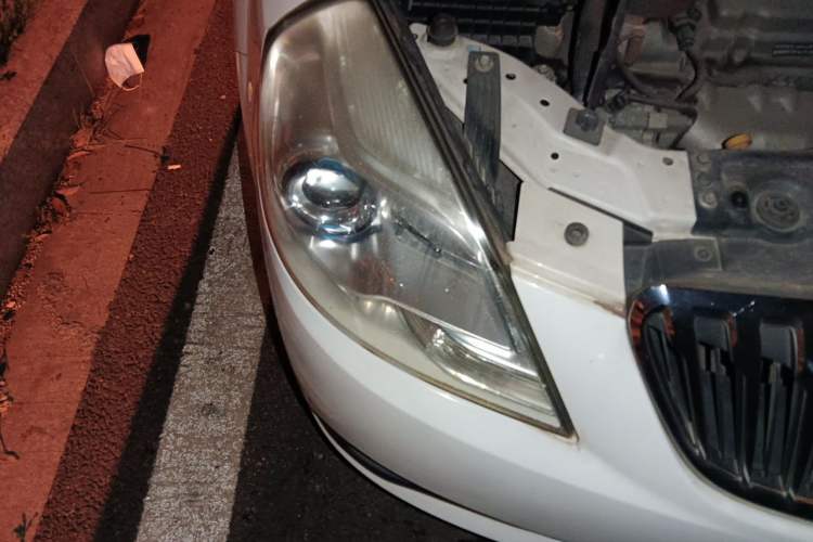 Used Buick Excelle 2015 1.5L Manual Classic Trim Right Front Headlight