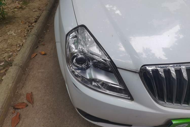 Used Buick Excelle 2015 1.5L Automatic Classic Model Right Front Headlight