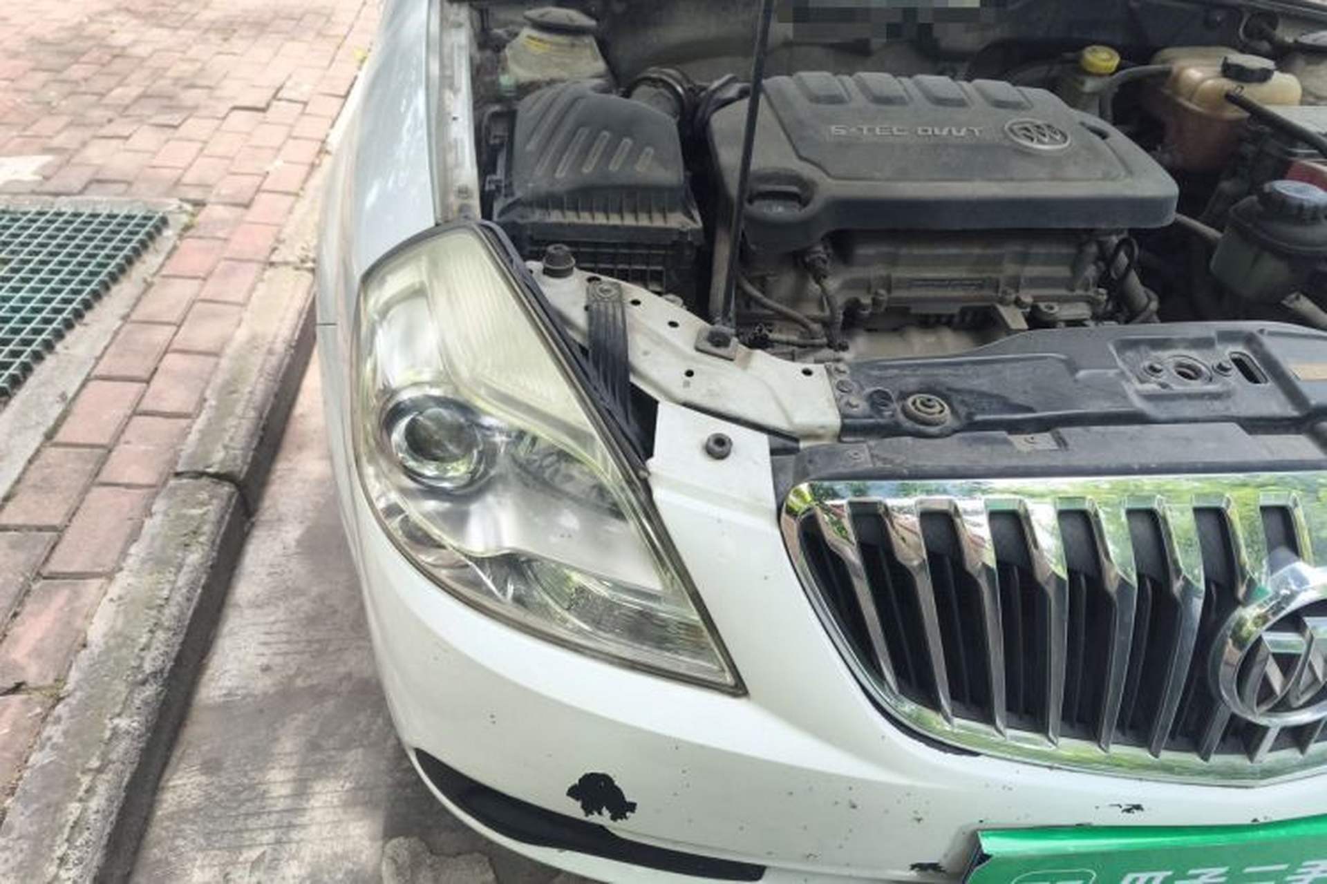 Used Buick Excelle 2015 1.5L Manual Classic Trim Right Front Headlight