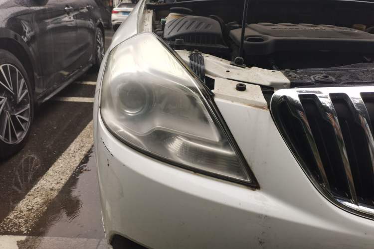 Used Buick Excelle 2015 1.5L Manual Classic Trim Right Front Headlight