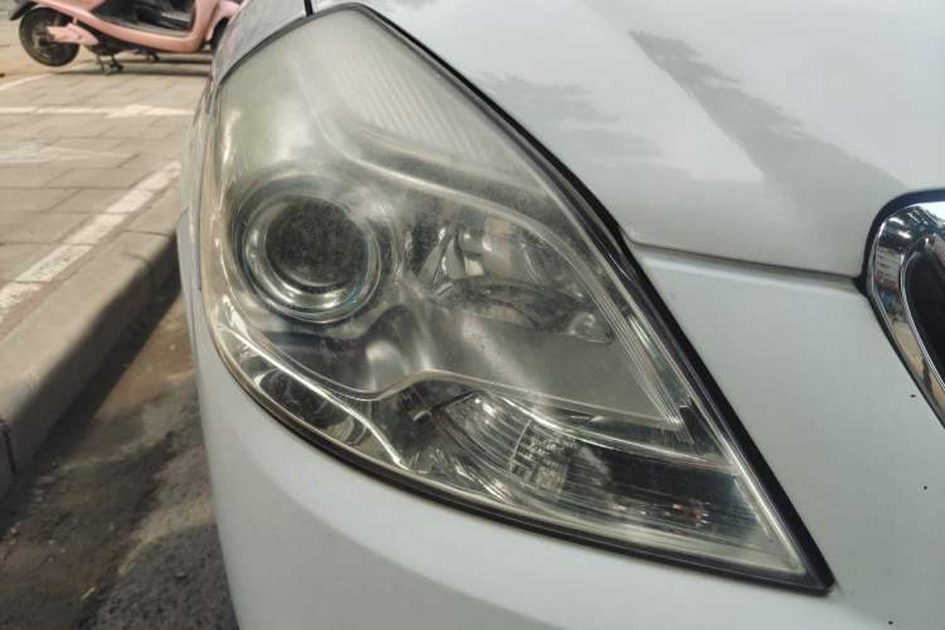 Used Buick Excelle 2015 1.5L Manual Classic Trim Right Front Headlight