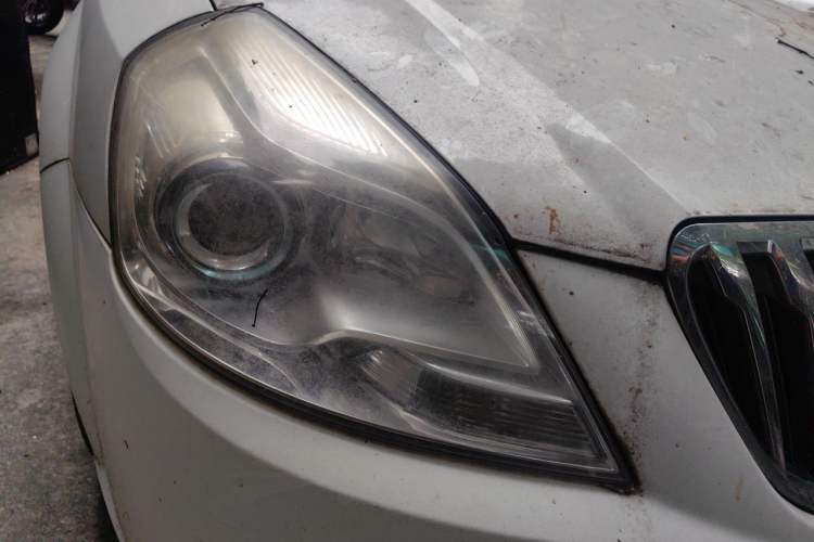 Used Buick Excelle 2015 1.5L Manual Classic Trim Right Front Headlight