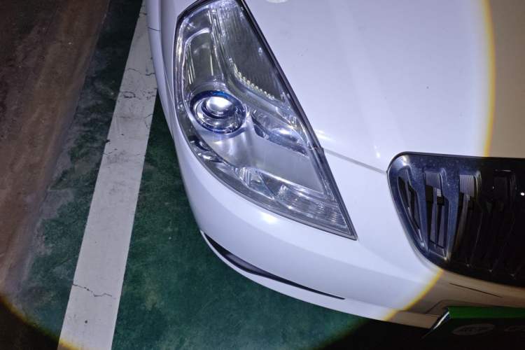 Used Buick Excelle 2015 1.5L Automatic Classic Model Right Front Headlight