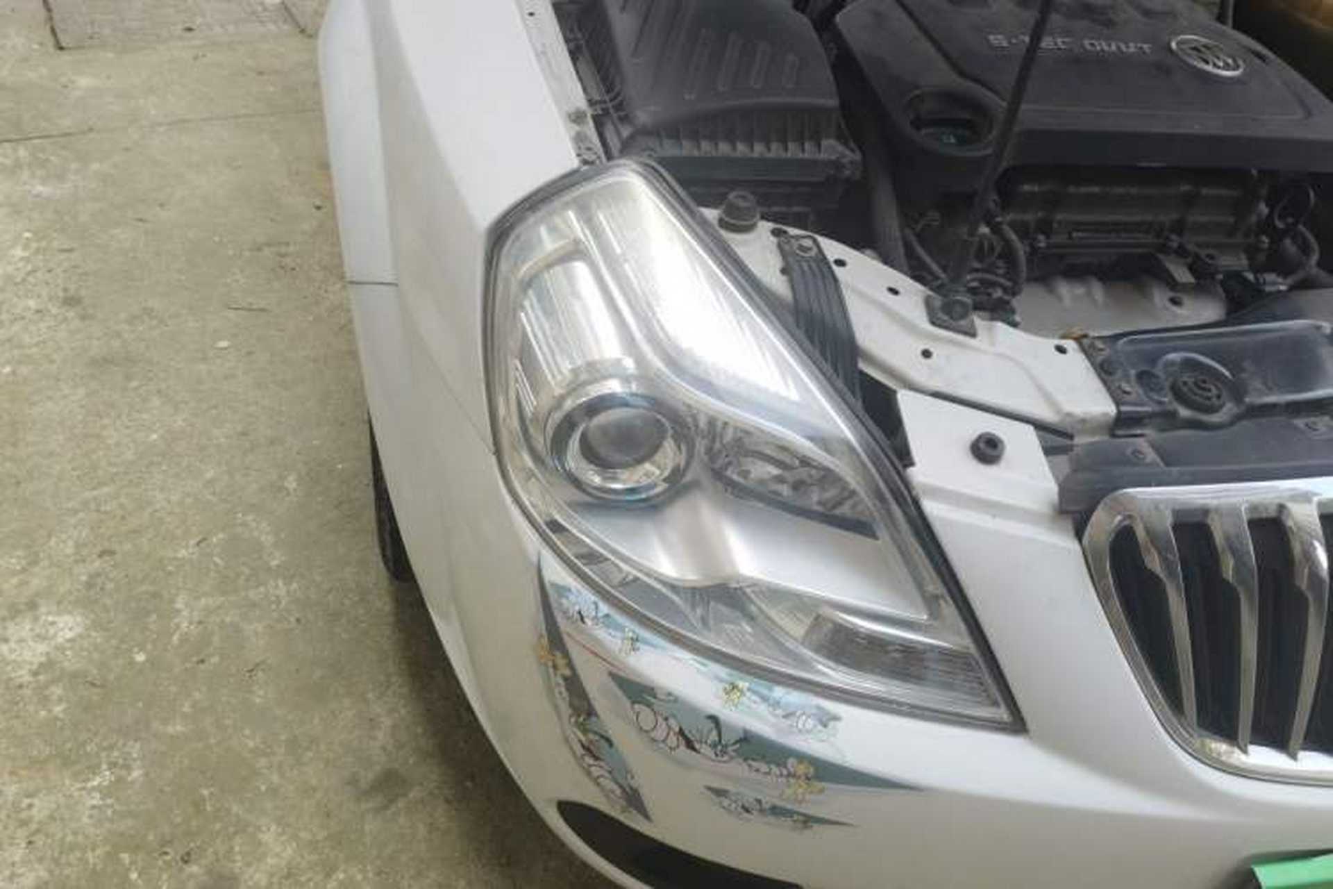 Used Buick Excelle 2015 1.5L Automatic Luxury Edition Right Front Headlight