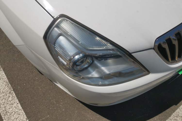 Used Buick Excelle 2015 1.5L Manual Luxury Model Right Front Headlight