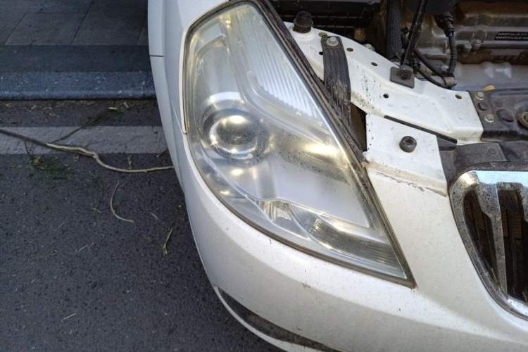 Used Buick Excelle 2015 1.5L Manual Classic Trim Right Front Headlight