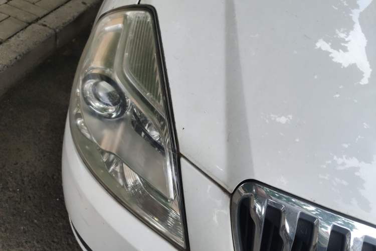 Used Buick Excelle 2015 1.5L Automatic Classic Model Right Front Headlight