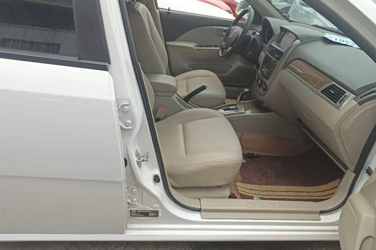 Used Buick Excelle 2015 1.5L Automatic Classic Model Right Front Seat