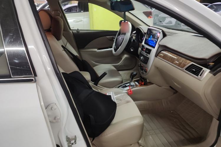 Used Buick Excelle 2015 1.5L Automatic Classic Model Right Front Seat